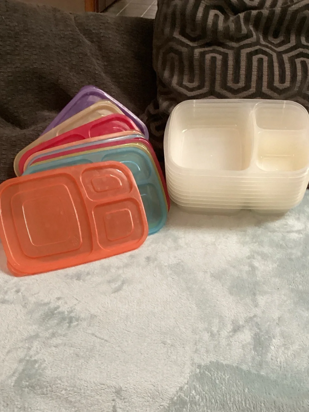 Reusable Plastic Meal Prep divided Containers with Colorful Lids - Set of 9